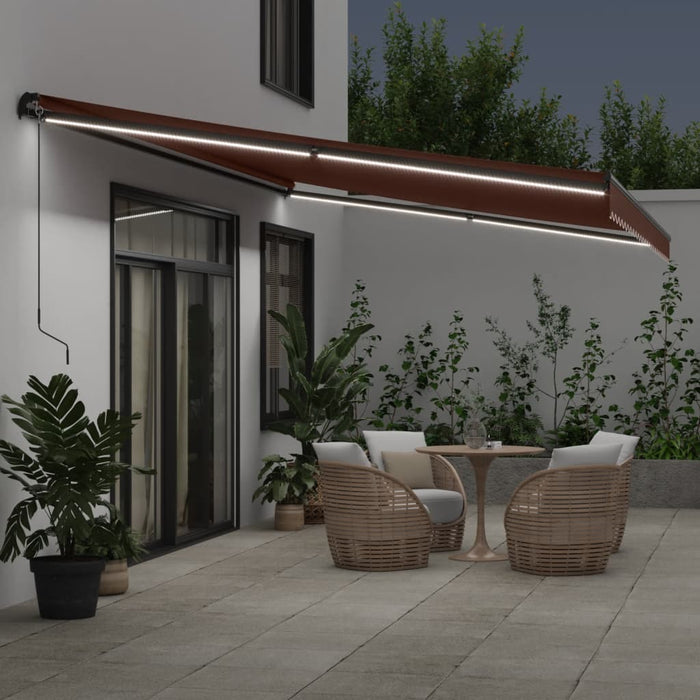 Copertină retractabilă manual cu LED-uri, maro, 500x300 cm